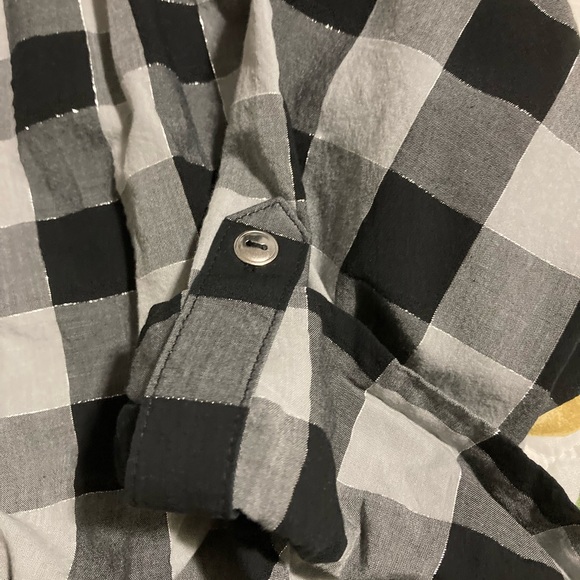 Ladies Blouse With Belt - Picture 8 of 12